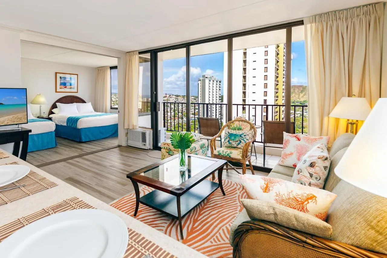 Apartment Ocean View Escape, Steps To Beach & Free Parking! Honolulu