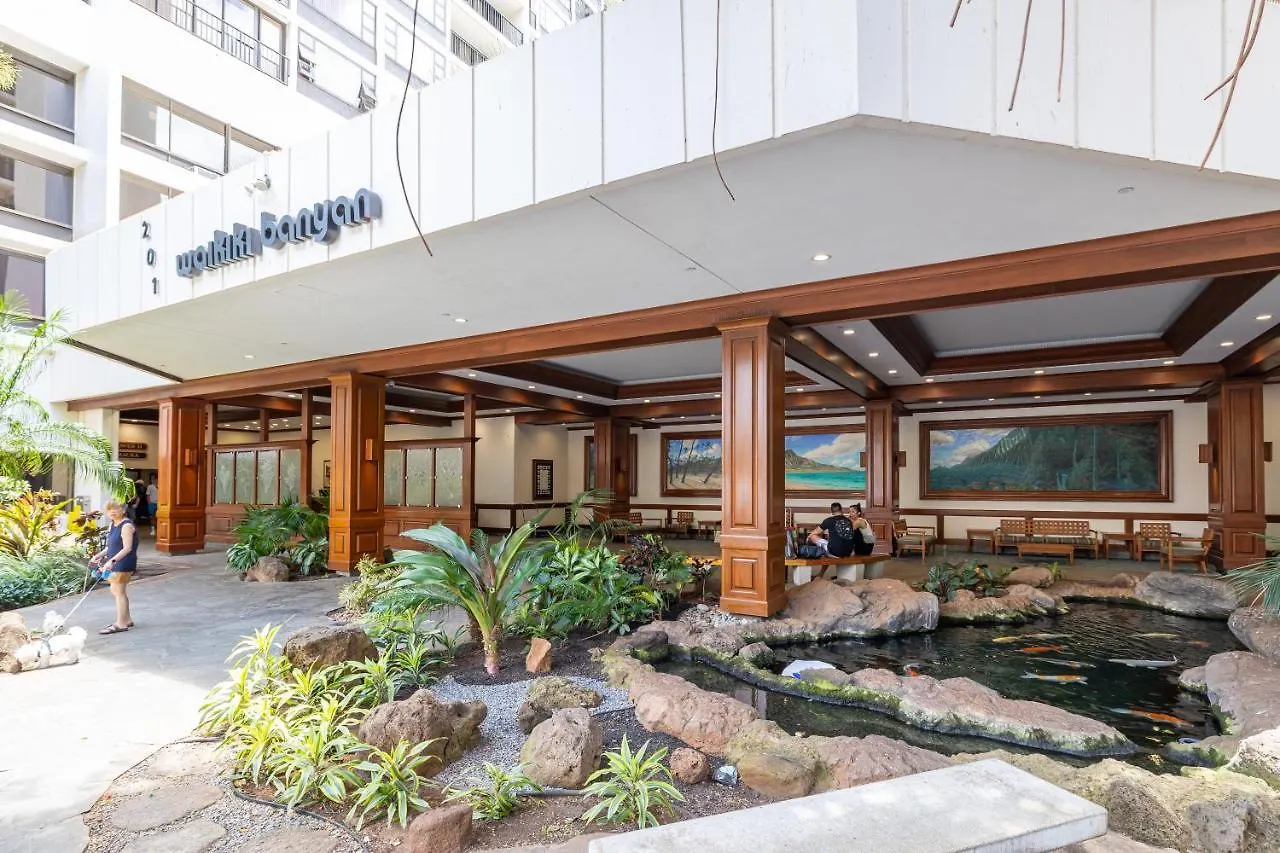 Apartment Ocean View Escape, Steps To Beach & Free Parking! Honolulu