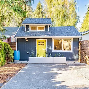 The Experience At Cute As A Button! , Seattle United States